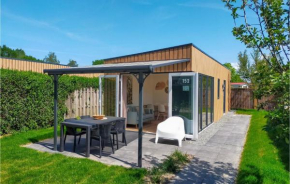 2 Bedroom Nice Home In Heinkenszand